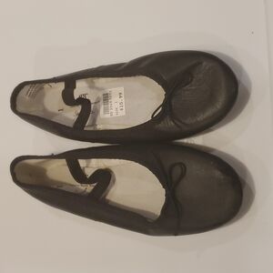 Ballet slippers size 1 little girl